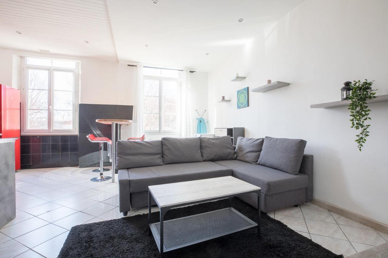 Ideally Placed To Visit Toulon + Bright Flat - Idealement Place Pour Visiter Toulon + Lumineux Ngoại thất bức ảnh