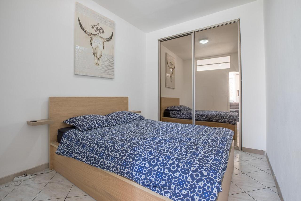 Ideally Placed To Visit Toulon + Bright Flat - Idealement Place Pour Visiter Toulon + Lumineux Ngoại thất bức ảnh